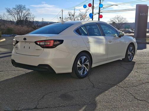 2022 Subaru Legacy Premium