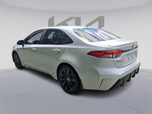 Wind Chill Pearl 2023 Toyota Corolla SE