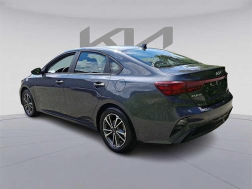 Gravity Gray 2023 Kia Forte LXS