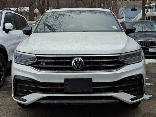 2022 Volkswagen Tiguan 2.0T SE R-Line Black 4MOTION