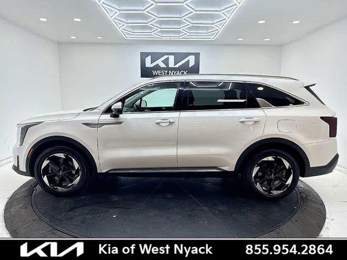 2025 Kia Sorento Hybrid EX