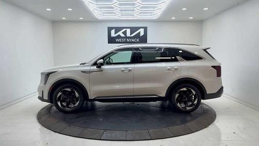 2025 Kia Sorento Hybrid EX