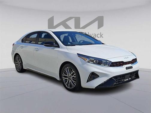 Snow White Pearl 2022 Kia Forte GT-Line