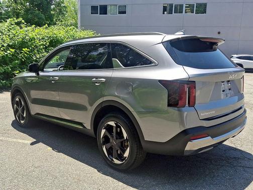 Steel Gray 2026 Kia Sorento Hybrid EX