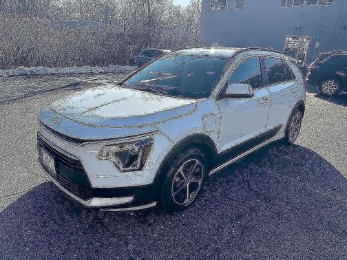 2025 Kia Niro Plug-In Hybrid EX