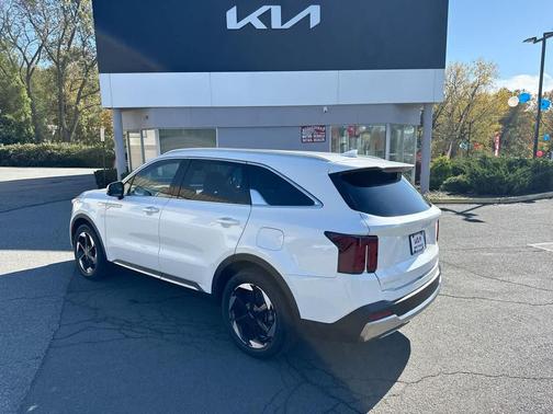 2025 Kia Sorento Plug-In Hybrid EX