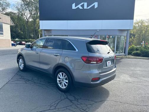2020 Kia Sorento LX