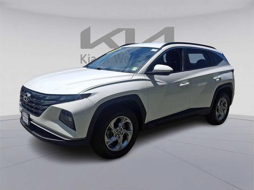 White Pearl 2024 Hyundai TUCSON SEL