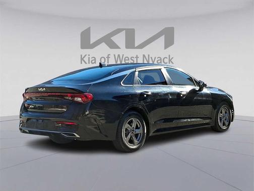 2022 Kia K5 LXS