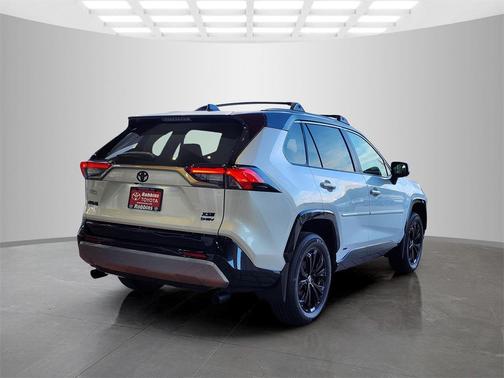 2025 Toyota RAV4 Hybrid SE