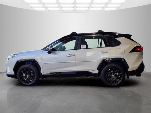 2025 Toyota RAV4 Hybrid SE