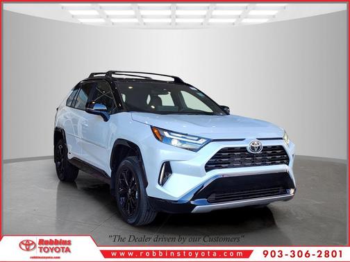 2025 Toyota RAV4 Hybrid SE