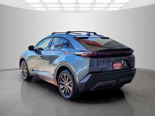 Overcast 2026 Toyota C-HR XSE