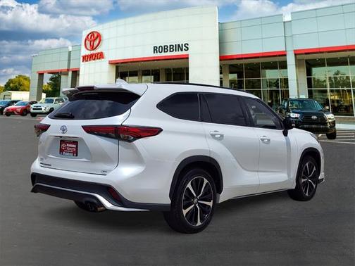 2022 Toyota Highlander XSE