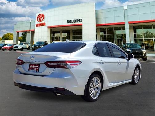 2020 Toyota Camry XLE