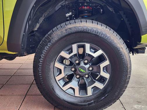 2023 Toyota Tacoma TRD Off-Road
