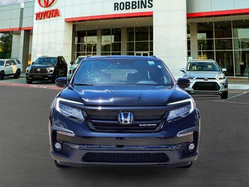 2022 Honda Pilot AWD Black Edition