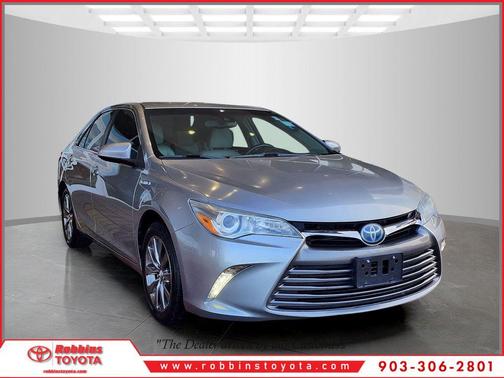 2017 Toyota Camry Hybrid XLE