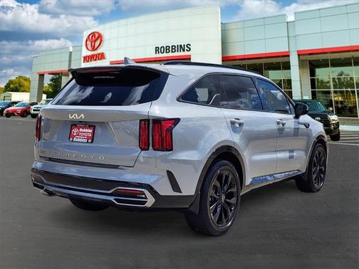 2022 Kia Sorento SX