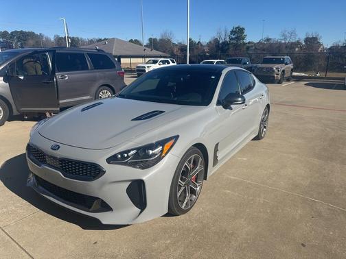 2018 Kia Stinger GT2