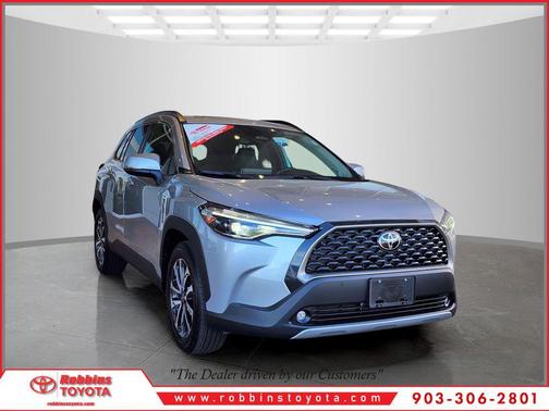 2024 Toyota Corolla Cross XLE