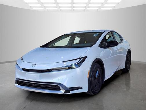 2026 Toyota Prius Plug-In Hybrid SE