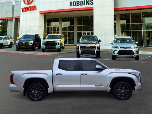 2025 Toyota Tundra Hybrid Platinum