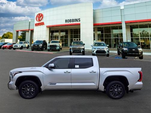 2025 Toyota Tundra Hybrid Platinum