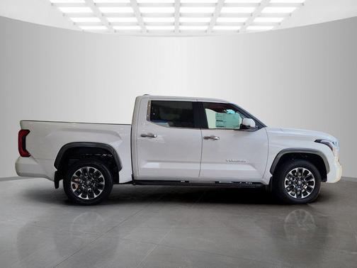 Ice 2026 Toyota Tundra Limited
