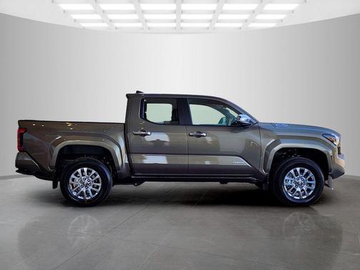 2026 Toyota Tacoma Hybrid Limited