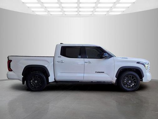 Ice 2025 Toyota Tundra Hybrid Limited