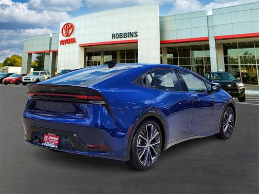 2024 Toyota Prius LE