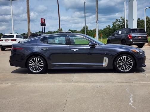 2019 Kia Stinger Premium