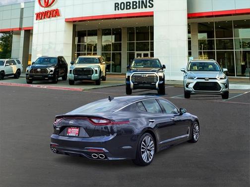2019 Kia Stinger Premium