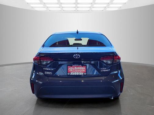 2024 Toyota Corolla Hybrid SE