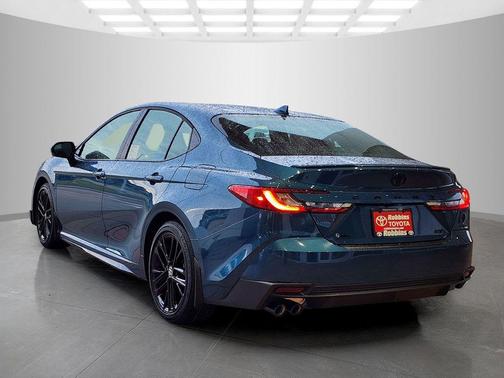 Ocean 2026 Toyota Camry SE