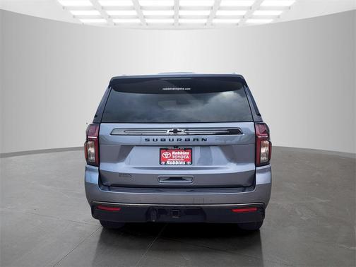 2021 Chevrolet Suburban 4WD Z71