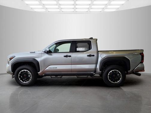 2026 Toyota Tacoma Hybrid TRD Off Road