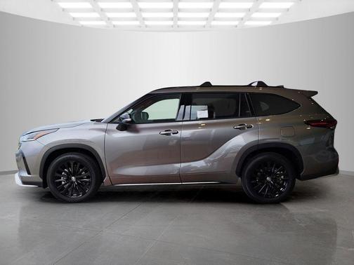 Heavy Metal 2026 Toyota Highlander XSE