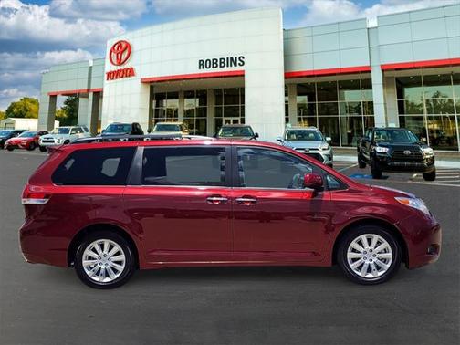 2014 Toyota Sienna XLE