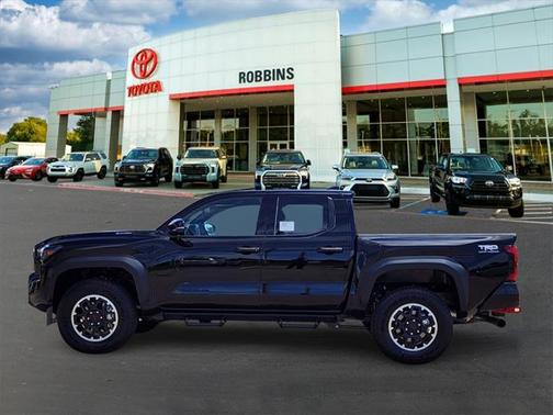 2025 Toyota Tacoma TRD Off Road