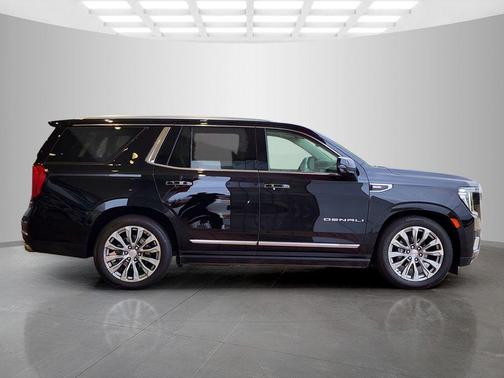 Onyx Black 2024 GMC Yukon Denali