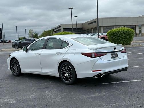 Eminent White Pearl 2024 Lexus ES 350 350