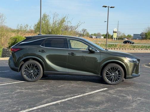 Nori Green Pearl 2025 Lexus RX 350 Premium