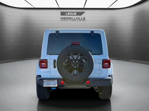 Bright White Clearcoat 2022 Jeep Wrangler Unlimited 4xe Sahara