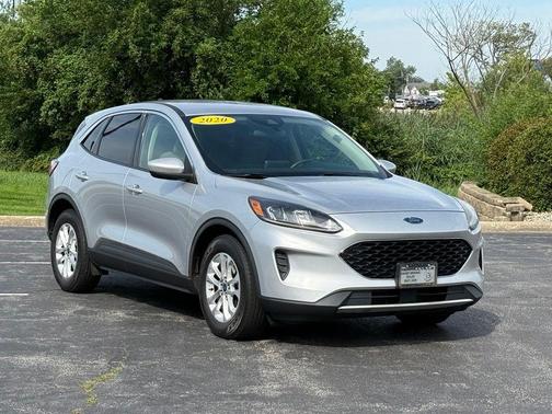 Ingot Silver 2020 Ford Escape SE