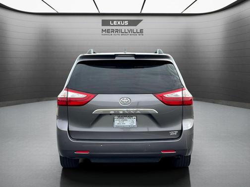 2018 Toyota Sienna Limited Premium