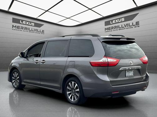 2018 Toyota Sienna Limited Premium