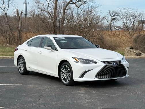 2020 Lexus ES 300h Base