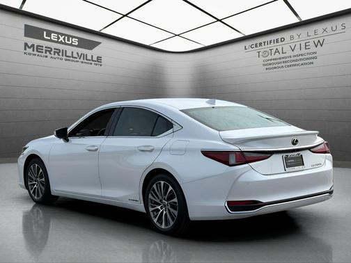 2020 Lexus ES 300h Base